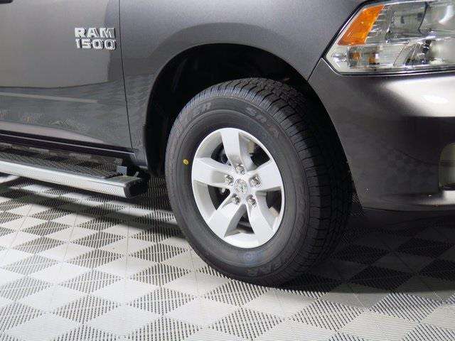 2017 RAM Ram Pickup 1500 4x4 Express 4dr Quad Cab 6.3 ft. SB Pickup